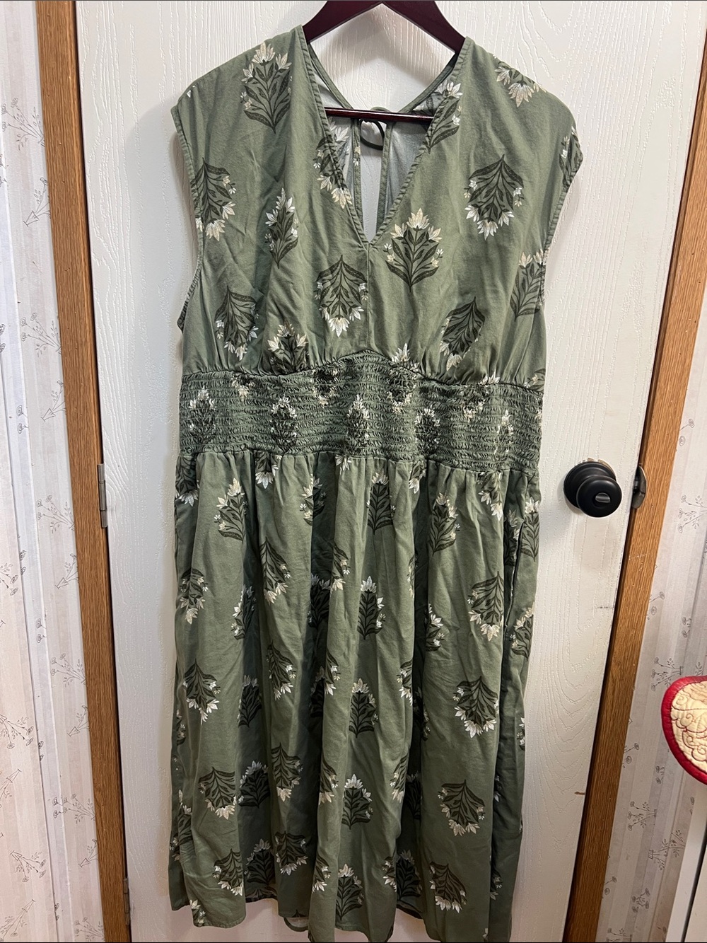 Old Navy Olive Green Floral Tie-Back Smocked-Waist Dress